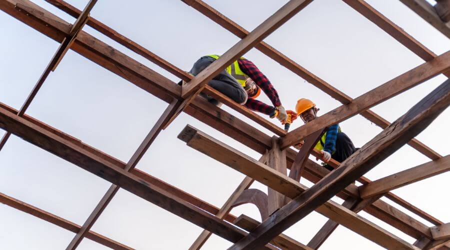 Expert Emergency Roof Repairs services in Melrose, MT